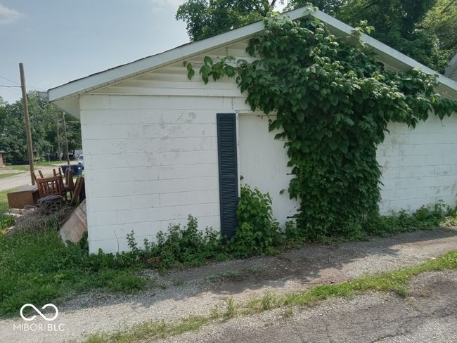 131 N Mccullum St, House other with 2 bedrooms, 2 bathrooms and null parking in Knightstown IN | Image 30