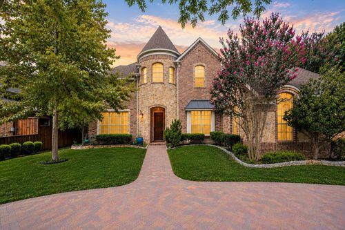 8319 Midway Rd, Dallas, TX, 75209-2833 | Card Image