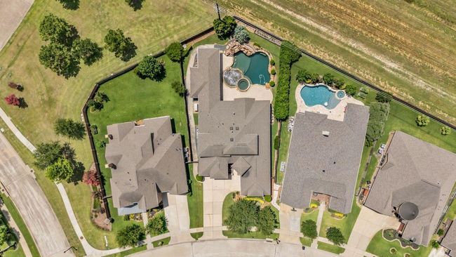 Enjoy complete privacy with no backyard neighbors | Image 42