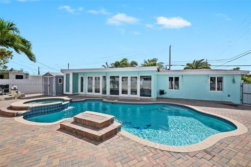 2801 Sw 107th Ave, Miami, FL, 33165-2431 | Card Image