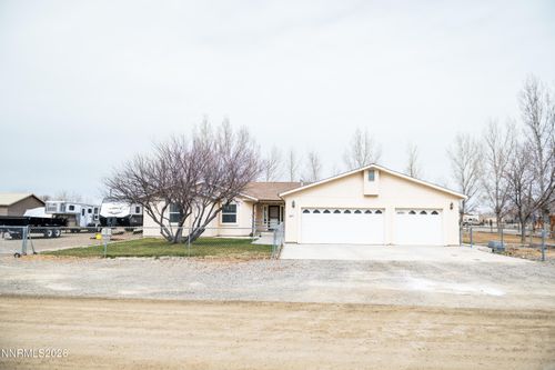 4695 Aurora Ave, Winnemucca, NV, 89445-8249 | Card Image