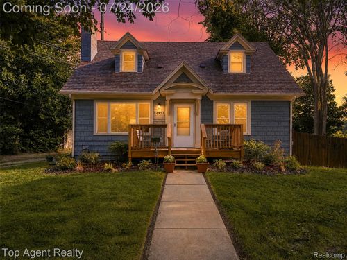 23457 Buckingham St, Clinton Township, MI, 48036-3106 | Card Image