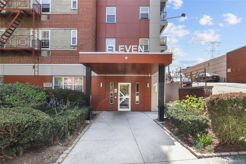 351-11 Balint Dr, Yonkers, NY, 10710-3930 | Card Image