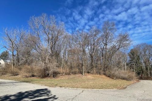 0 Darren Dr, Washington, MI, 48094 | Card Image