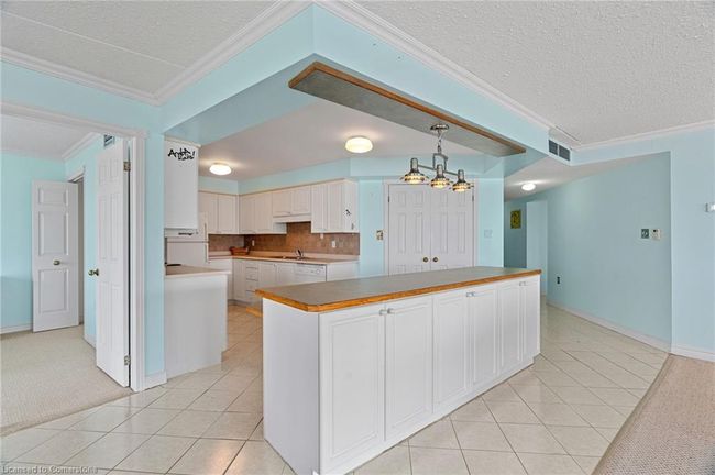 202 - 9 Pine St, House attached with 3 bedrooms, 2 bathrooms and 1 parking in Grand Bend ON | Image 19