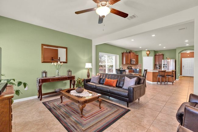 10008 Gertrudis Loop, House other with 3 bedrooms, 2 bathrooms and null parking in Austin TX | Image 11