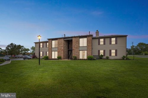 22 Uxbridge Pl, SEWELL, NJ, 08080-2306 | Card Image