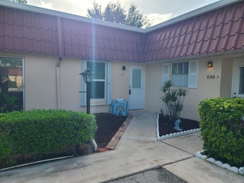 697 Marlboro Oval, Lake Worth, FL, 33467-2684 | Card Image