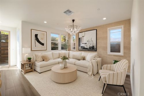 2323 Apple Ct, Upland, CA, 91786-8450 | Card Image