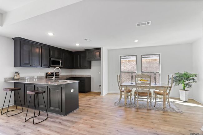 1323 W Amber St, House other with 3 bedrooms, 2 bathrooms and 2 parking in Gonzales LA | Image 7