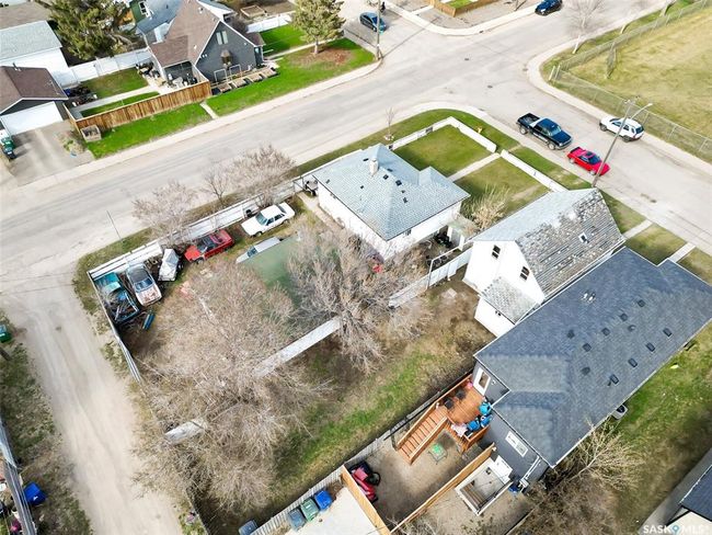 705 Av L S, House other with 3 bedrooms, 1 bathrooms and null parking in Saskatoon SK | Image 4