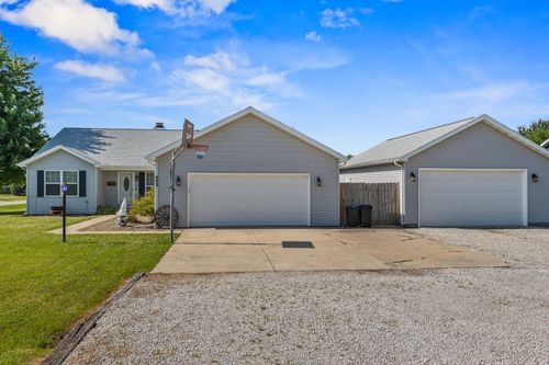 603 Dunlap Woods N, Sidney, IL, 61877-9632 | Card Image