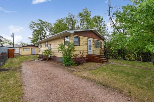 404 E Watertown St, Rapid City, SD, 57701-1447 | Card Image