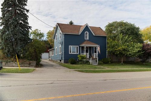 47 Simcoe St, Brant, ON, N0E1R0 | Card Image