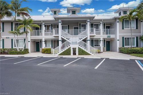 1024-7920 Mahogany Run Ln, NAPLES, FL, 34113-1743 | Card Image