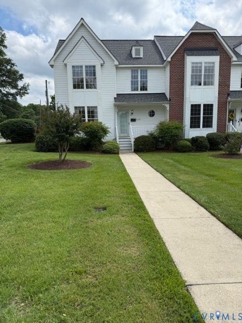 335 Myrtle St, Ashland, VA, 23005-2133 | Card Image