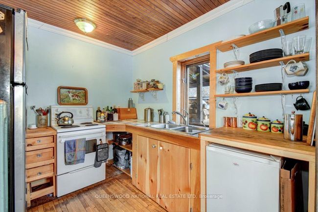 30 Burchat St, House other with 2 bedrooms, 1 bathrooms and 3 parking in Wilno ON | Image 12