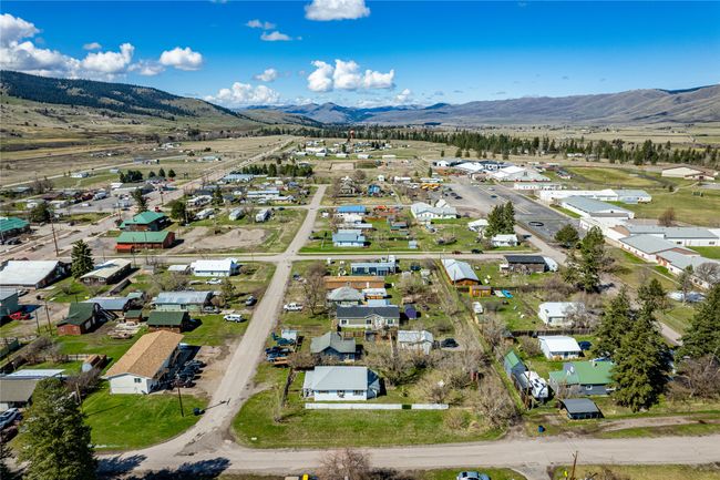 Aerial view featuring a mountain view and a residential view | Image 32