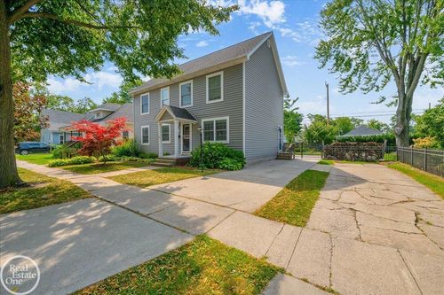 1216 Young St, Port Huron, MI, 48060-4310 | Card Image