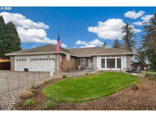 4527 Nw Center Ct, Camas, WA, 98607-8500 | Card Image