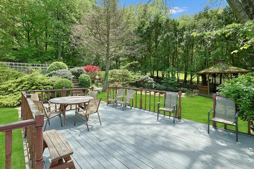 57 Virginia Ln, Thornwood, NY, 10594-2008 | Card Image