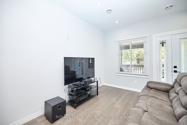 2 Fairburn Ave, House other with 3 bedrooms, 1 bathrooms and 3 parking in Saint Catharines ON | Image 15