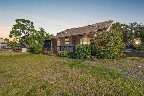 1310 Pelican Creek Xing, ST PETERSBURG, FL, 33707-3920 | Card Image
