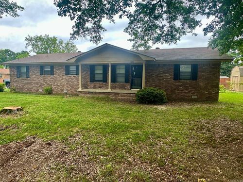 404 Melton Dr, Lonoke, AR, 72086-2634 | Card Image