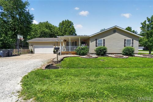 701 Mill Street, Mount Olive, IL, 62069 | Card Image