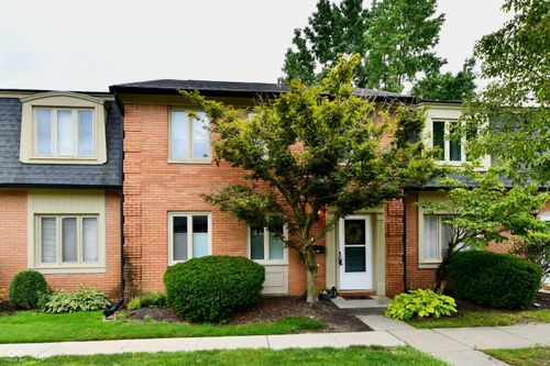 1113 Canterbury Sq S, Indianapolis, IN, 46260-2270 | Card Image