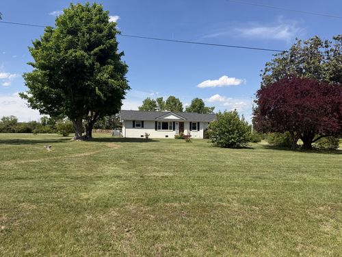 120 Walker Rd, Cottontown, TN, 37048-4707 | Card Image