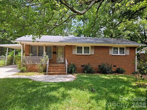 1120 Georgetown Dr, Charlotte, NC, 28213-5949 | Card Image