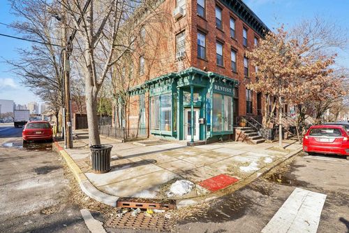 273A Monmouth St, Jersey City, NJ, 07302-5036 | Card Image