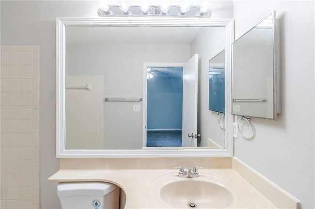 870 Chapman Cir, House other with 3 bedrooms, 2 bathrooms and 4 parking in Stone Mountain GA | Image 19