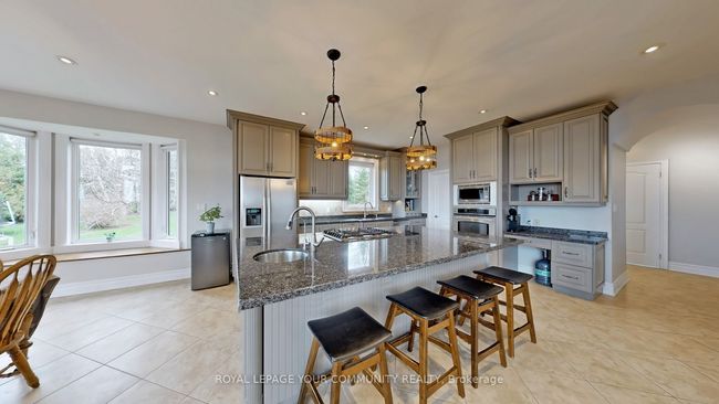 4499 Sideroad 15, House other with 6 bedrooms, 4 bathrooms and 22 parking in New Tecumseth ON | Image 6