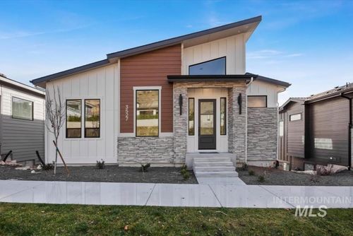 3527 E Warm Springs Ave, Boise, ID, 83716-9107 | Card Image