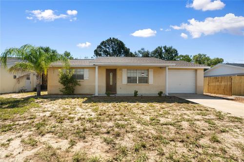 11524 Meadow Dr, PORT RICHEY, FL, 34668-1733 | Card Image