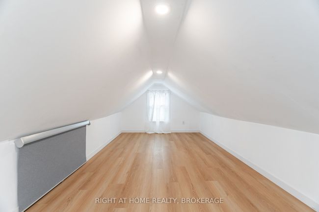 86 Glasgow St, House other with 4 bedrooms, 3 bathrooms and 4 parking in Kitchener ON | Image 35