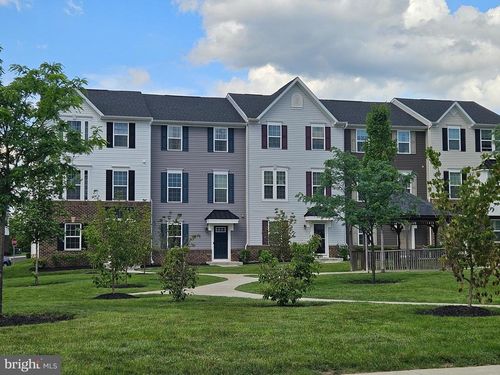 251 Compass Dr, LANSDALE, PA, 19446-3870 | Card Image