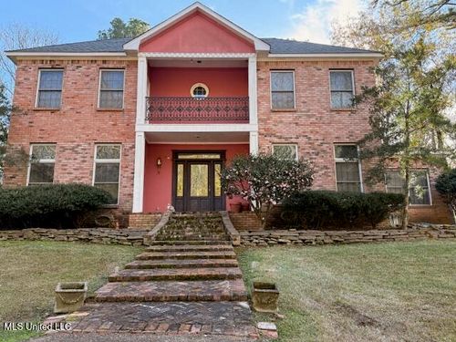 717 Thomas Ln, Madison, MS, 39110-9540 | Card Image