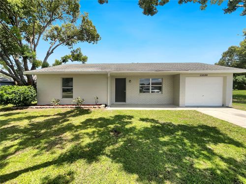 13336 Grand Terrace Drive, Grand Island, FL, 32735 | Card Image