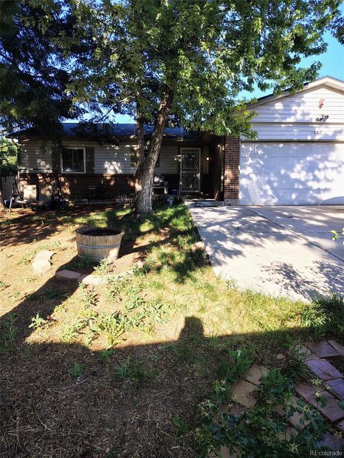 1652 S Evanston St, Aurora, CO, 80012-5776 | Card Image