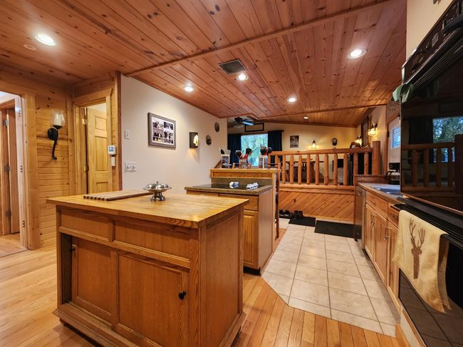27998 Us Hwy 14 E, Home with 3 bedrooms, 1 bathrooms and null parking in RICHLAND CENTER WI | Image 16