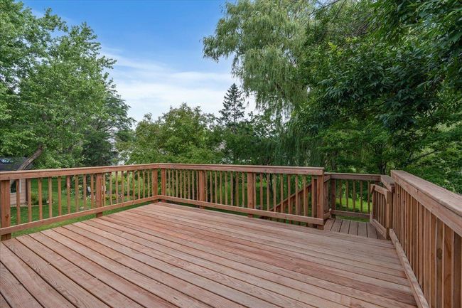 Deck | Image 27