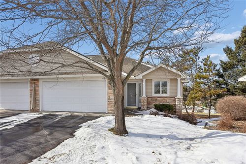 30a-1102 Highpoint Ct, New Richmond, WI, 54017-2298 | Card Image