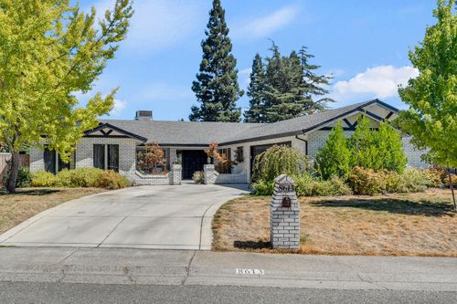 8613 Gaines Avenue, Orangevale, CA, 95662 | Card Image