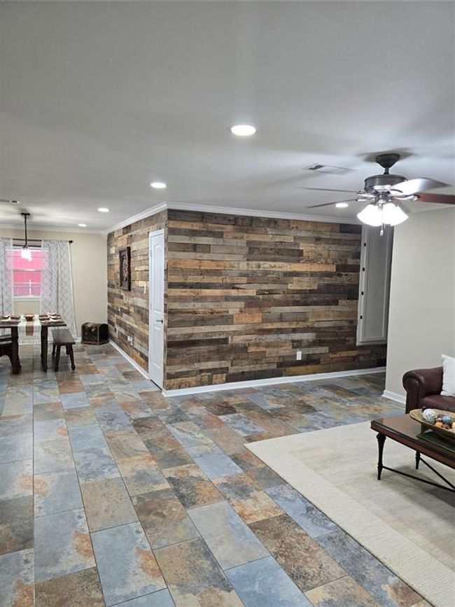 Staged for possibilities and layout | Image 9