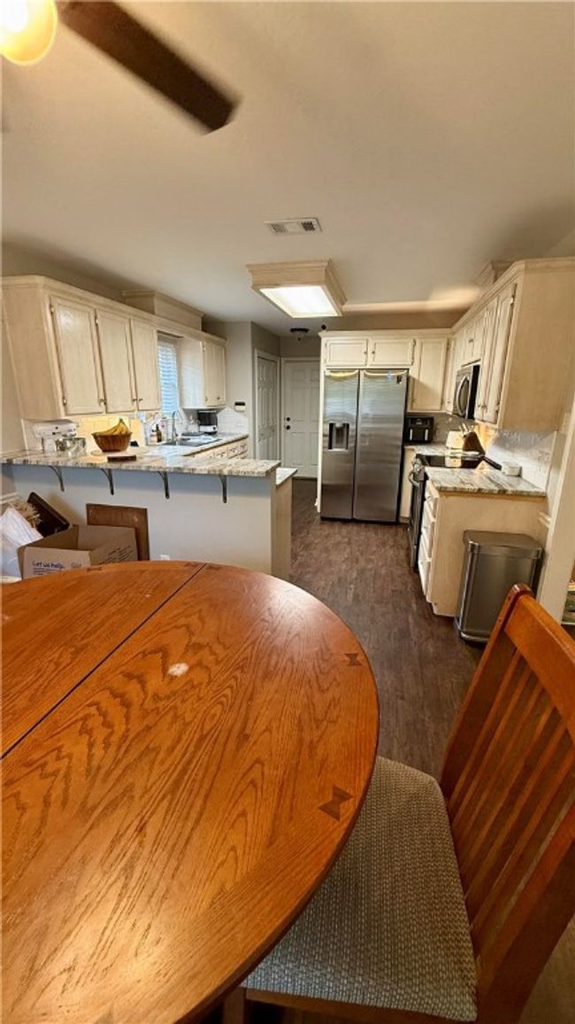 244 Stuttgart Cir, House other with 3 bedrooms, 2 bathrooms and null parking in College Station TX | Image 4