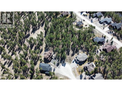 2520 Cobblestone Cir, Invermere, BC, V0A1K6 | Card Image