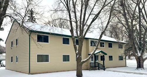 2n-936 6th St Ne, Staples, MN, 56479-2240 | Card Image